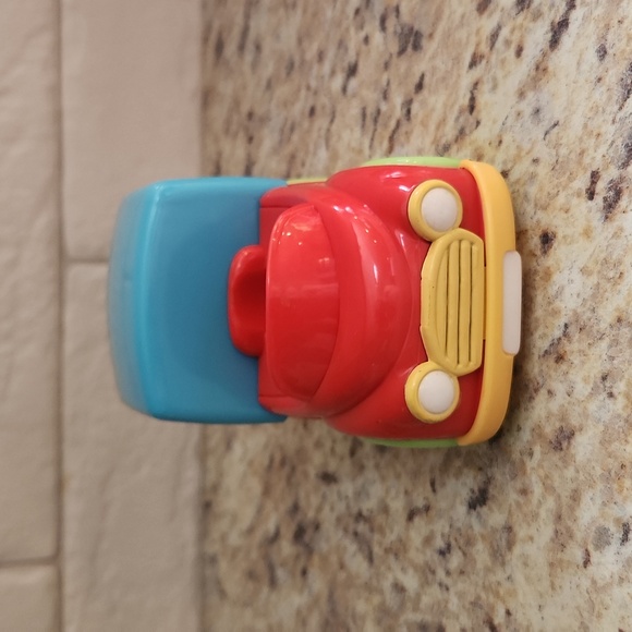 Early Learning Centre Toy Store and Truck - Picture 5 of 5